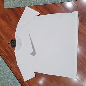 NWT Men's size XXL Nike tee